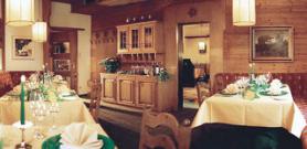 Tyrolský hotel Schrofenstein s restaurací