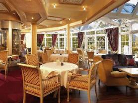 Tyrolský hotel Vier Jahreszeiten s restaurací