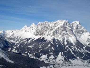 Tyrolsko - okolí skiareálu Ehrwalder Almbahn