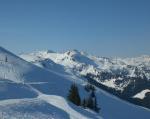 Tyrolsko - zimní krajina skiareálu Schatzberg